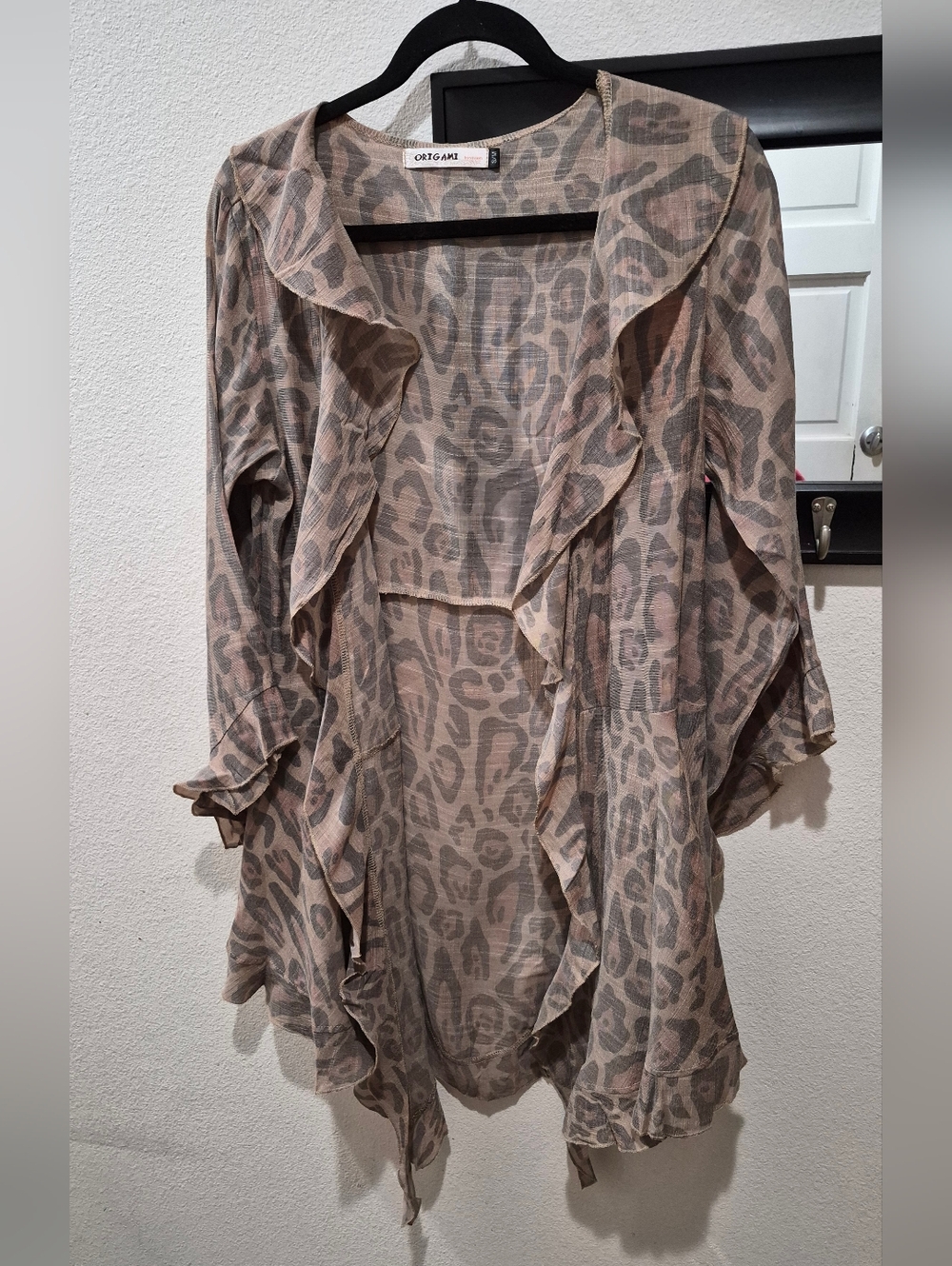 Origami by Vivien Leopard Print Draped Cardigan / Kimono Cover Up Size S/M